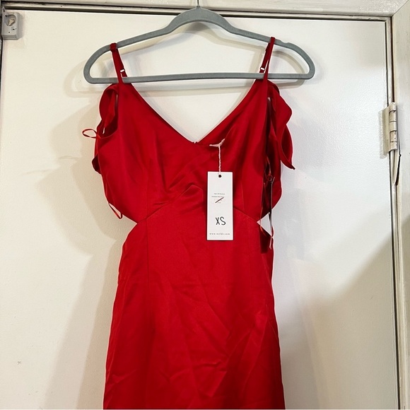 WYLDR Red Maxi Gown Party Dress XS Event Wedding Cocktail Cut Out Prom - Picture 4 of 9